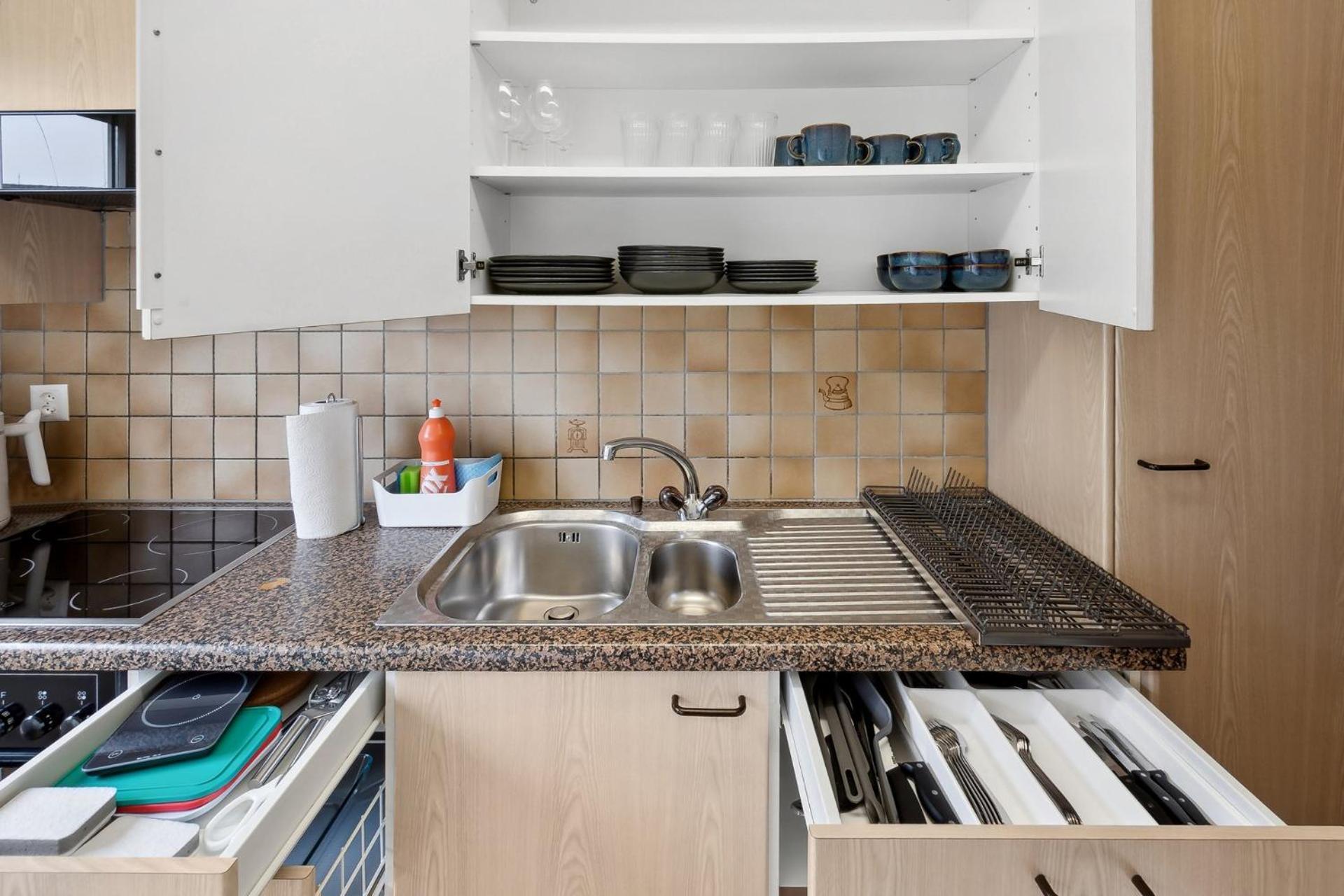 Cozy 2 Bedroom Apartment In Zurich Bagian luar foto